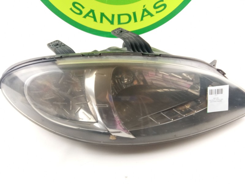 Recambio de faro derecho para chevrolet lacetti referencia OEM IAM   