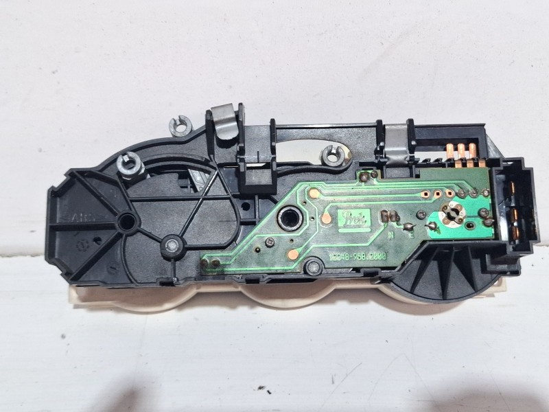 Recambio de mando climatizador para volkswagen furgón lt 35 referencia OEM IAM 122489582000  