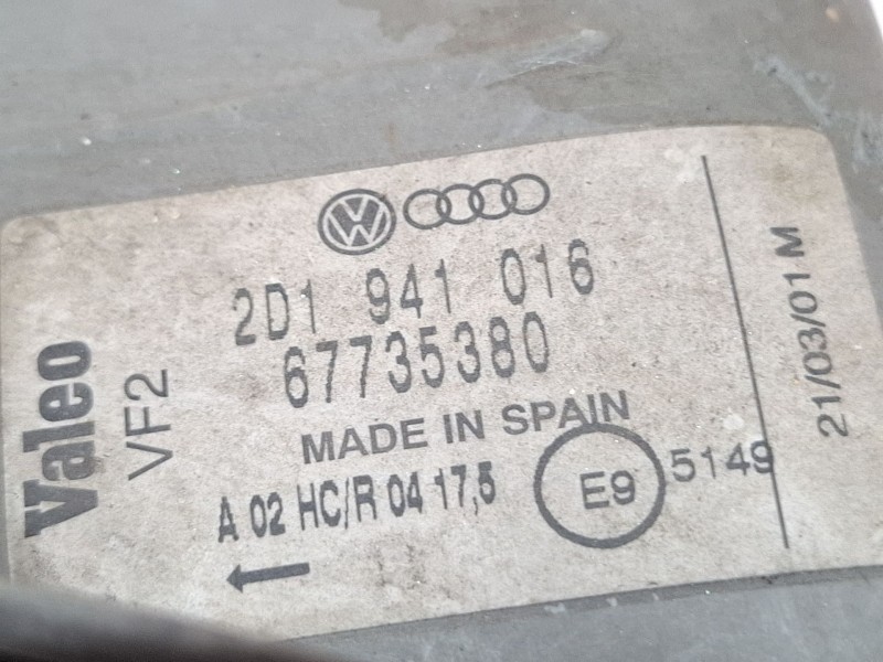 Recambio de faro delantero derecho para volkswagen furgón lt 35 referencia OEM IAM 2D1941016  