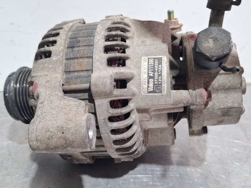 Recambio de alternador para kia carnival referencia OEM IAM AF111390 373004X001  