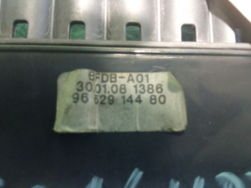 Recambio de caja reles / fusibles para citroën c4 referencia OEM IAM 9662914480  