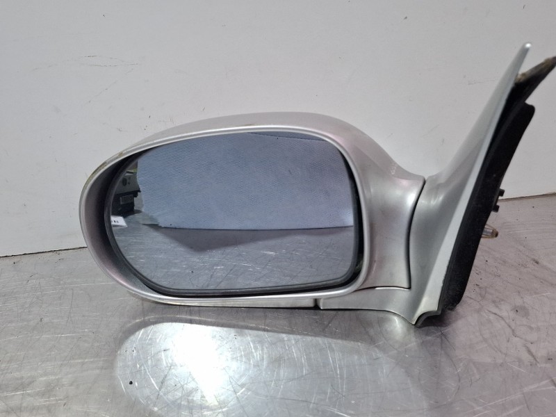Recambio de espejo retrovisor izquierdo electrico para kia carnival referencia OEM IAM E4012170  