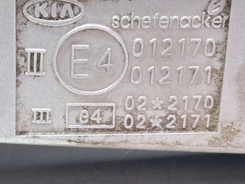 Recambio de espejo retrovisor izquierdo electrico para kia carnival referencia OEM IAM E4012170  