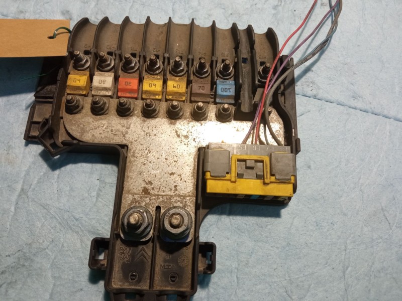 Recambio de caja reles / fusibles para citroën c4 referencia OEM IAM 9662914480  