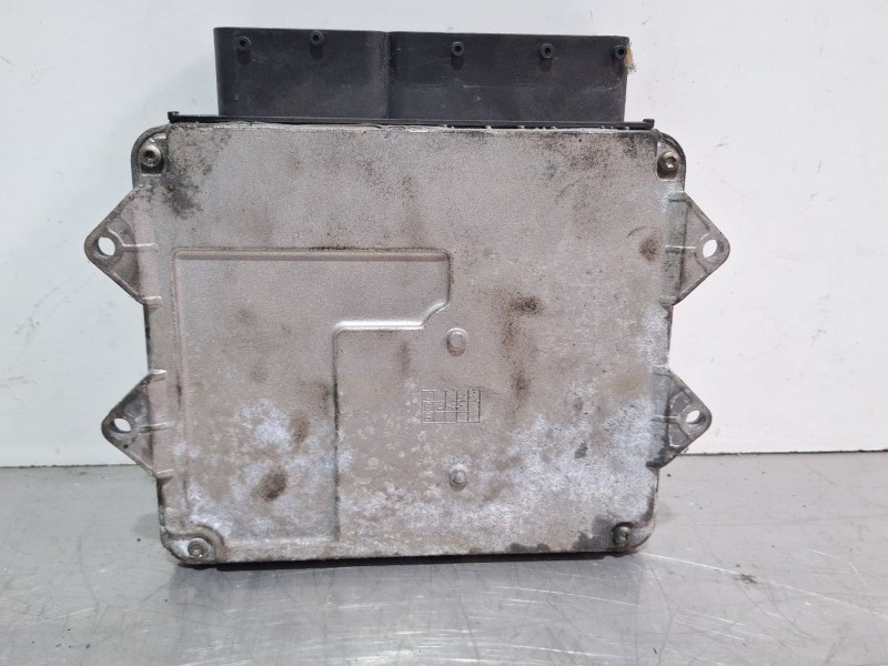 Recambio de centralita motor para fiat punto referencia OEM IAM 51843361  