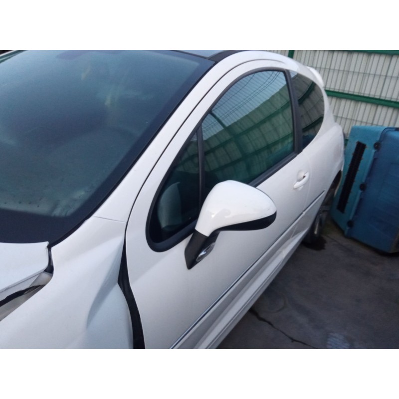 peugeot 207 del año 2011