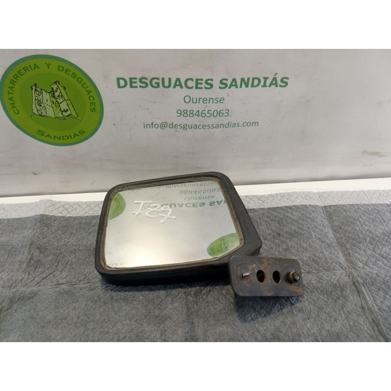 Recambio de espejo retrovisor izquierdo manual para nissan patrol referencia OEM IAM   