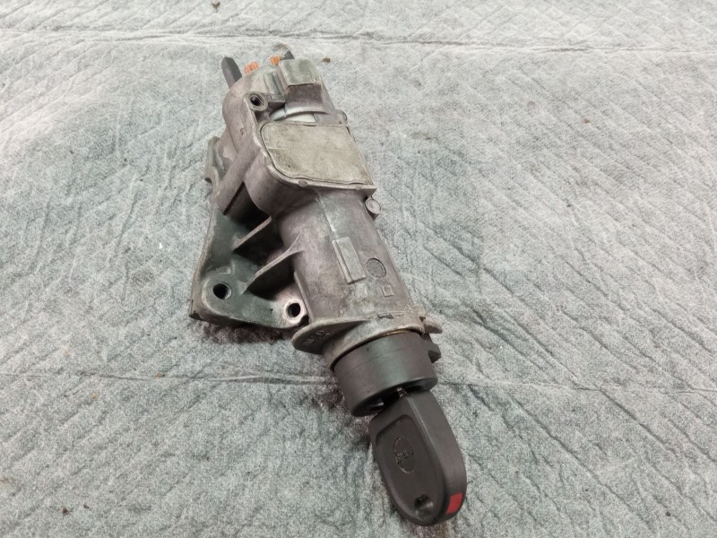 Recambio de llave contacto(llave+bombillo) para volkswagen golf iv (1j1) 1.9 tdi referencia OEM IAM 4B0905851C  