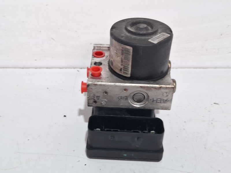 Recambio de modulo abs para volkswagen caddy referencia OEM IAM 2K0614117B 2K0907379B  