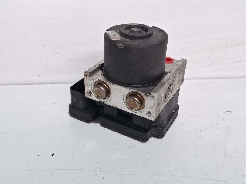 Recambio de modulo abs para volkswagen caddy referencia OEM IAM 2K0614117B 2K0907379B  