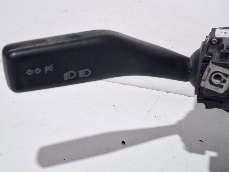 Recambio de mando multifuncion para volkswagen caddy referencia OEM IAM 1K0953503E  