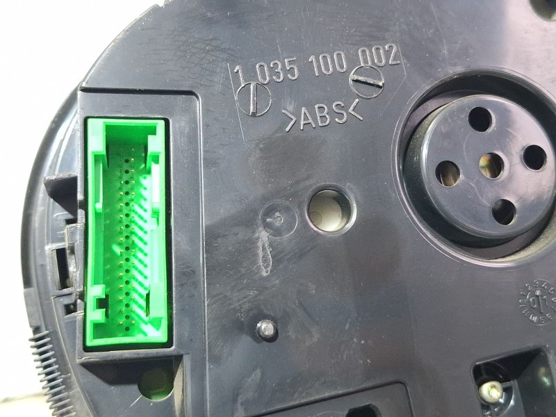 Recambio de cuenta kilometros para volkswagen golf referencia OEM IAM 1j0920806e 0263637002  