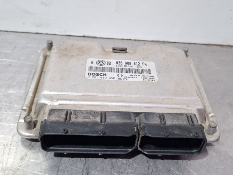 Recambio de centralita motor para volkswagen golf referencia OEM IAM 0281010650 038906012FA  