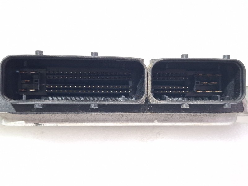 Recambio de centralita motor para volkswagen golf referencia OEM IAM 0281010650 038906012FA  