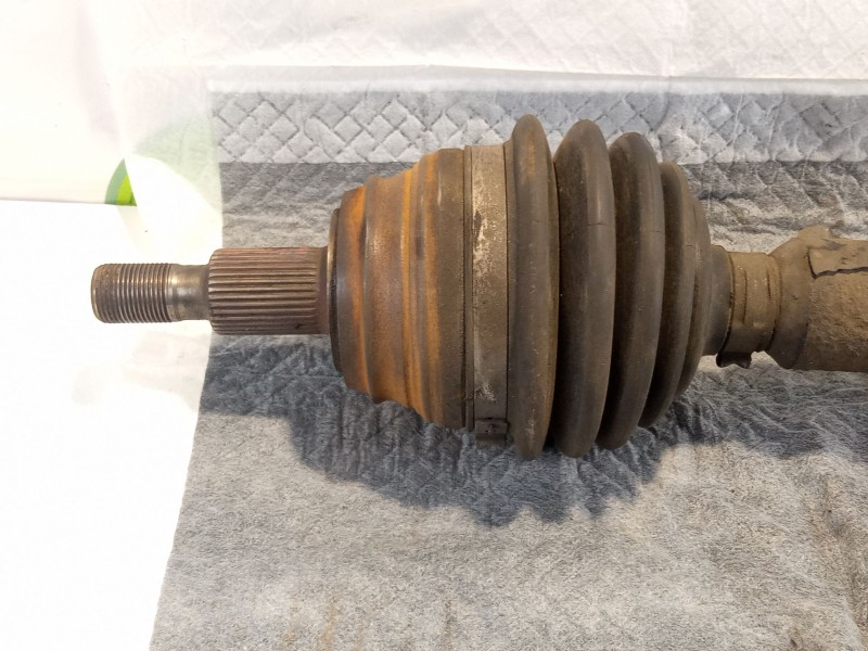 Recambio de palier derecho para volkswagen passat referencia OEM IAM   