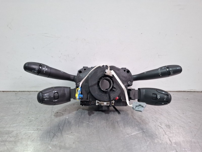 Recambio de com2000 para peugeot 308 referencia OEM IAM 96643945XT  