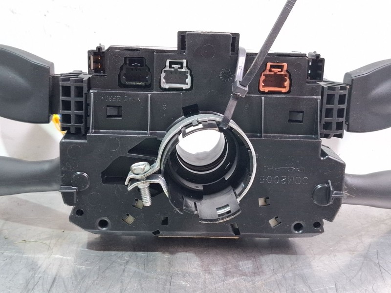 Recambio de com2000 para peugeot 308 referencia OEM IAM 96643945XT  