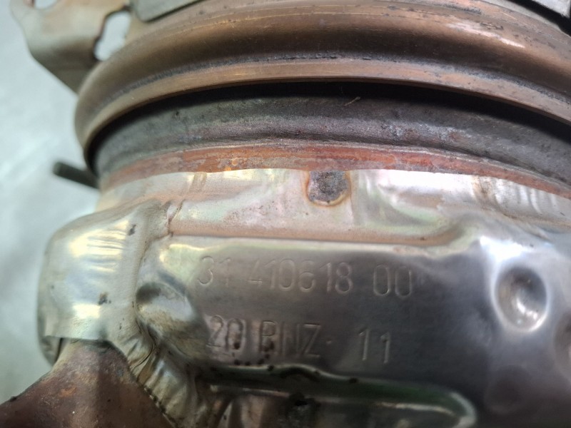 Recambio de filtro de particulas para peugeot 308 referencia OEM IAM 9676884380 1005142X 3141061800  