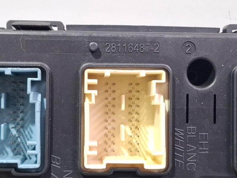 Recambio de centralita bsi para peugeot 308 referencia OEM IAM 28116487-2 28119859-5  