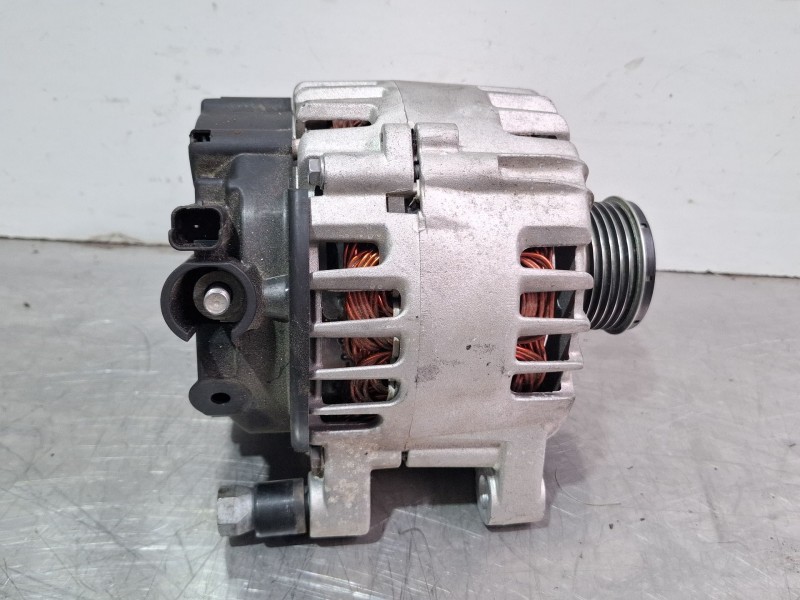 Recambio de alternador para peugeot 308 referencia OEM IAM TG15C135+ 225549150000  