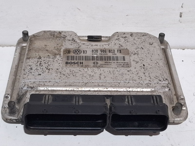 Recambio de centralita motor para volkswagen golf referencia OEM IAM 038906012FB 0281010651  