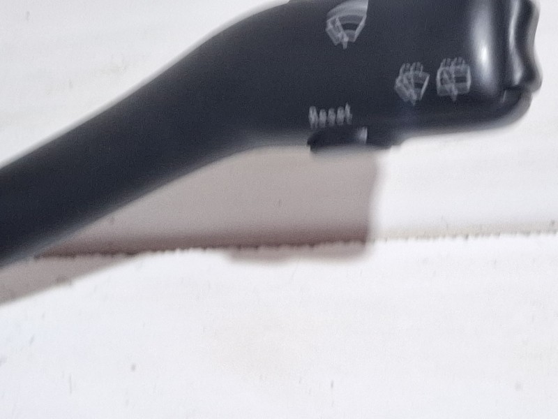 Recambio de mando multifuncion para volkswagen golf referencia OEM IAM 4BO953503H 8L0953513G  