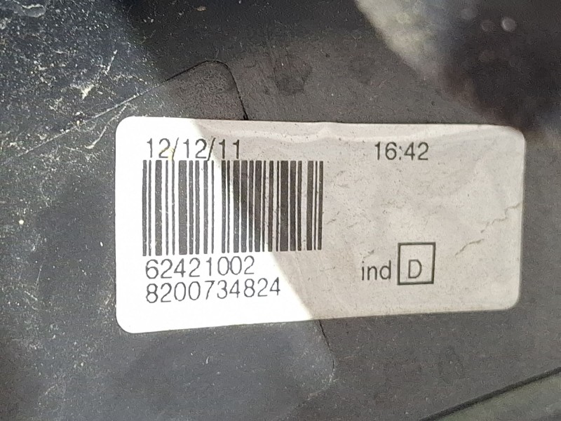 Recambio de piloto trasero derecho para dacia sandero referencia OEM IAM 8200734824  