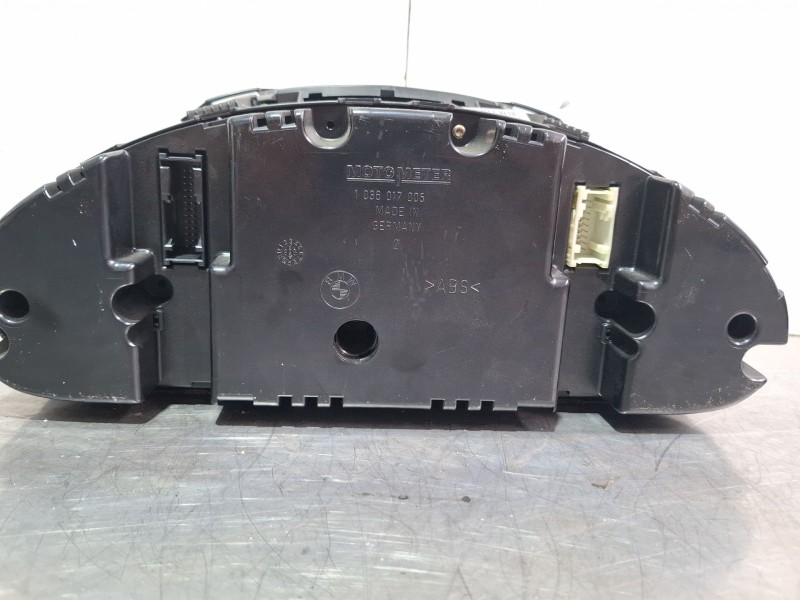 Recambio de cuenta kilometros para bmw 318 referencia OEM IAM 8386092 / 0263606148  
