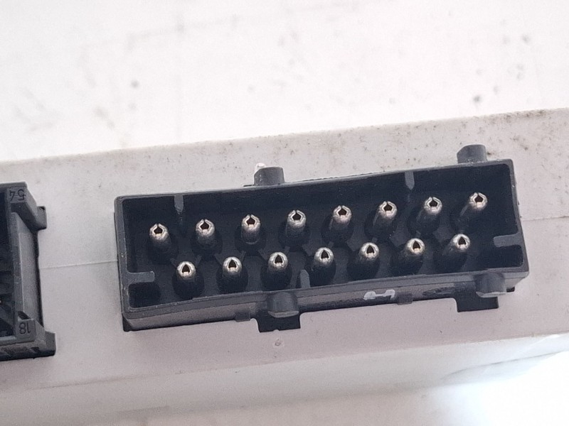 Recambio de modulo confort para bmw 318 referencia OEM IAM 613569143649  