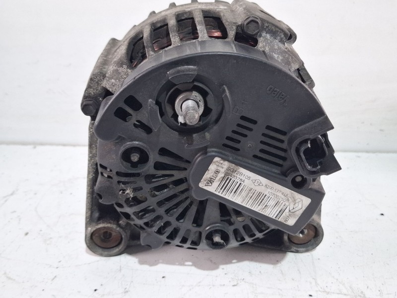 Recambio de alternador para renault kangoo referencia OEM IAM 8200537415 / 2543378A / SG12B105  