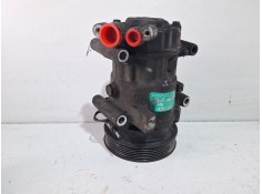 Recambio de compresor aire acondicionado para renault kangoo referencia OEM IAM SD6V12 / 8200315744  