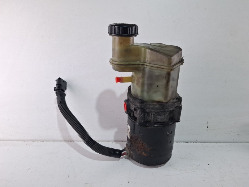 Recambio de bomba direccion asistida para renault kangoo referencia OEM IAM 183042610Z / 111849G  