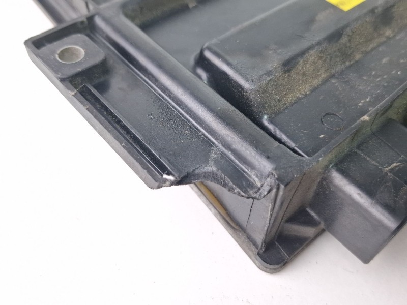 Recambio de centralita motor para renault kangoo referencia OEM IAM 8200498185 / 8200469333  