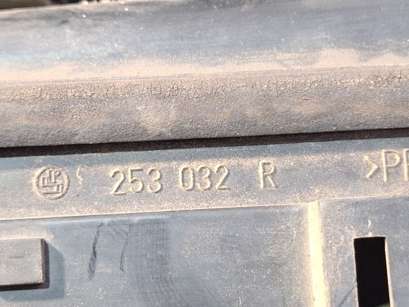 Recambio de piloto trasero derecho para smart micro compact car mc 01 referencia OEM IAM 253042R / 253032R  