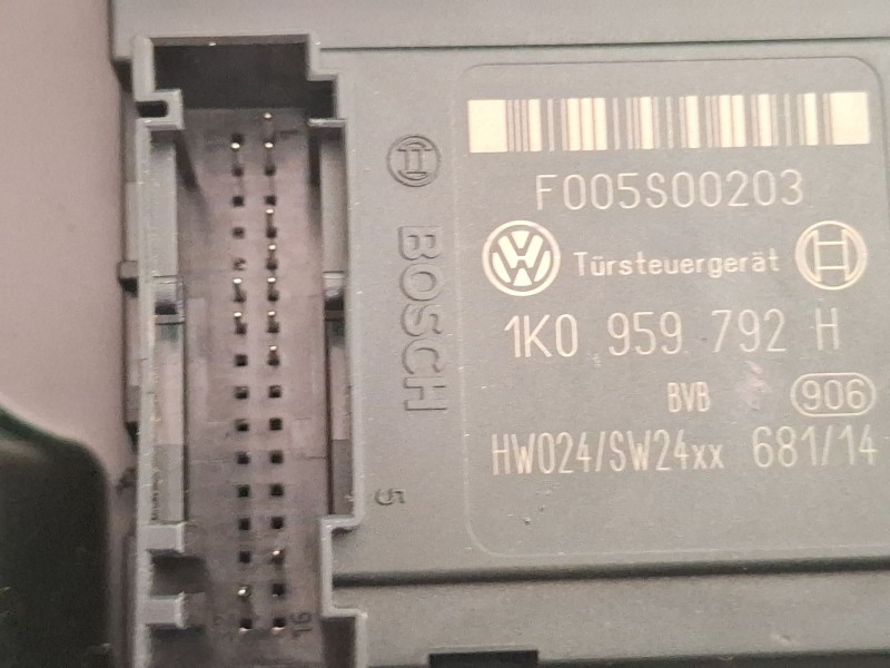 Recambio de elevalunas delantero derecho para seat leon (1p1) 1.9 tdi referencia OEM IAM 1P0837402A / 983605201  