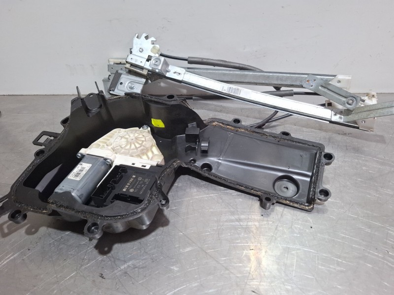 Recambio de elevalunas delantero izquierdo para seat leon (1p1) 1.9 tdi referencia OEM IAM   