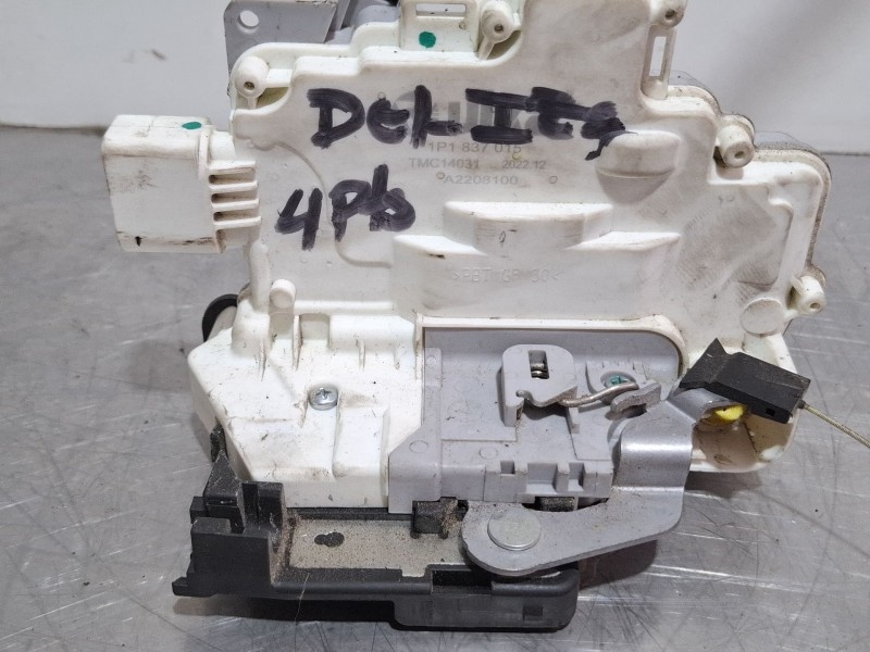 Recambio de cerradura puerta delantera izquierda para seat leon (1p1) 1.9 tdi referencia OEM IAM 1P1837015 / A2208100  