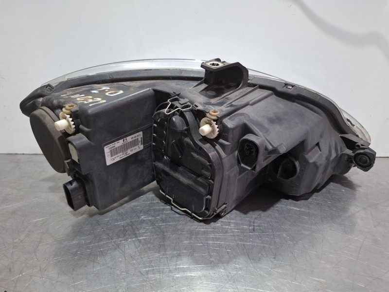 Recambio de faro delantero izquierdo para seat leon (1p1) 1.9 tdi referencia OEM IAM 89320095 / 5P1941033B  