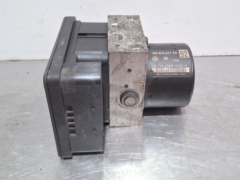 Recambio de modulo abs para seat leon (1p1) 1.9 tdi referencia OEM IAM 1K0614517AA  