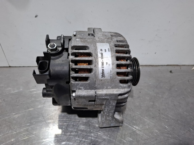 Recambio de alternador para toyota verso referencia OEM IAM A619890A  