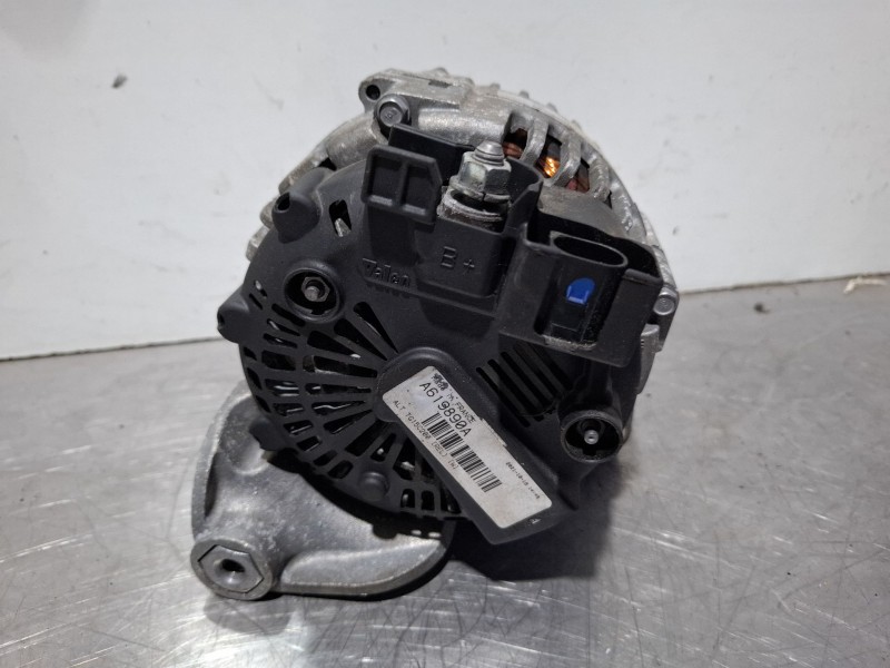 Recambio de alternador para toyota verso referencia OEM IAM A619890A  
