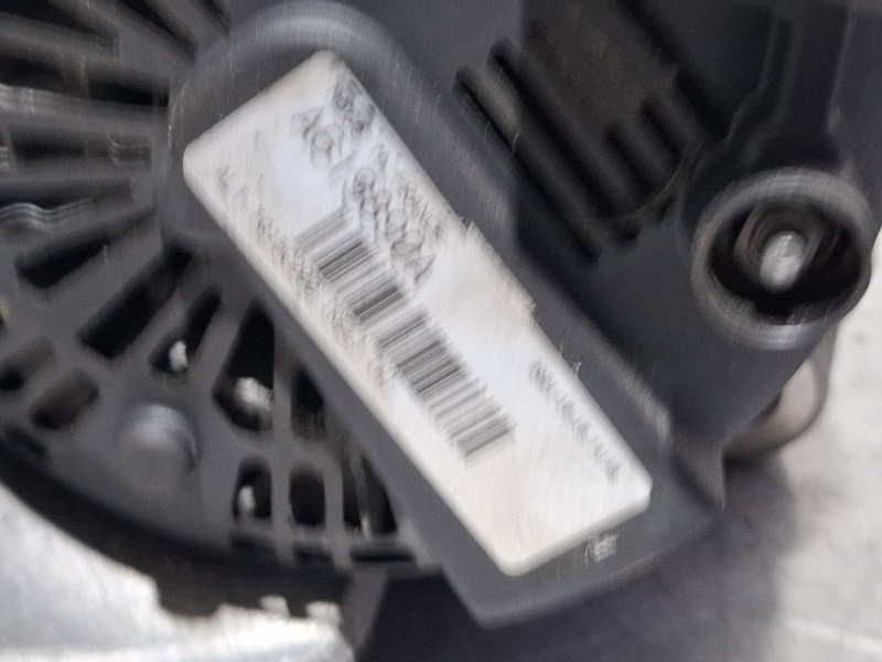 Recambio de alternador para toyota verso referencia OEM IAM A619890A  