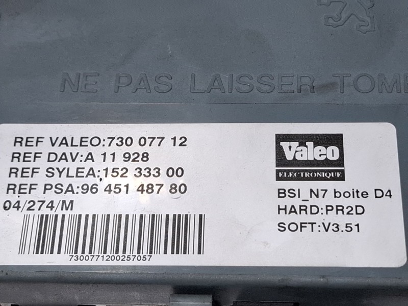 Recambio de caja reles / fusibles para citroën xsara referencia OEM IAM 73007712 / 9645148780  