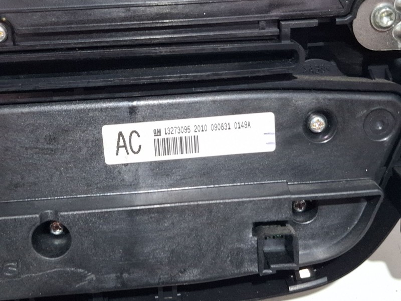 Recambio de mando climatizador para opel insignia a sports tourer (g09) 2.0 cdti (35) referencia OEM IAM 13273095 / 13273252  