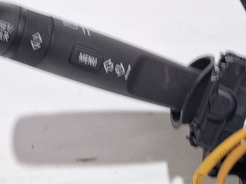 Recambio de mando multifuncion para opel insignia a sports tourer (g09) 2.0 cdti (35) referencia OEM IAM 25947775  