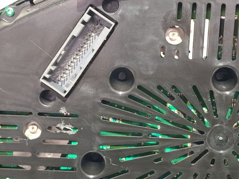 Recambio de cuenta kilometros para opel insignia a sports tourer (g09) 2.0 cdti (35) referencia OEM IAM 13327317  