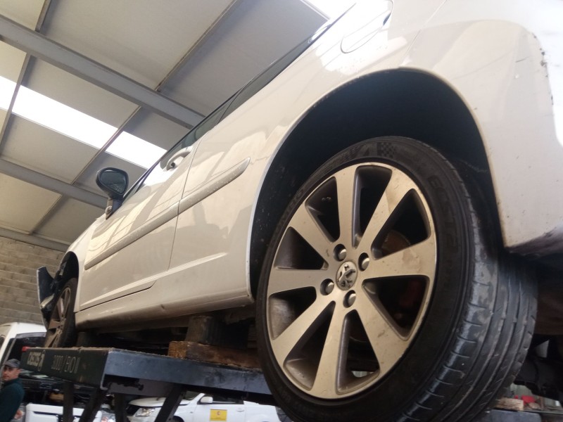 peugeot 207 del año 2011