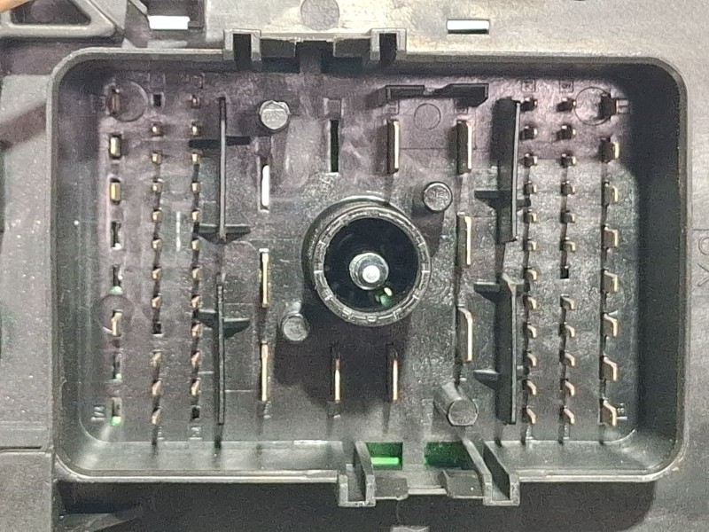 Recambio de caja reles / fusibles para opel insignia a sports tourer (g09) 2.0 cdti (35) referencia OEM IAM 544949969 / 13255300