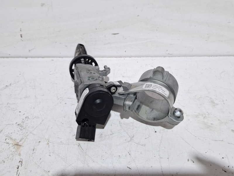 Recambio de antirrobo para opel insignia a sports tourer (g09) 2.0 cdti (35) referencia OEM IAM 25799293  