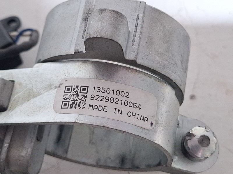 Recambio de antirrobo para opel insignia a sports tourer (g09) 2.0 cdti (35) referencia OEM IAM 25799293  